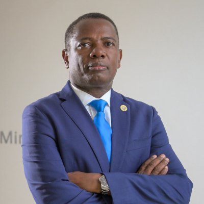 OlavoCorreiaa's profile picture. Vice Prime-Minister, Minister of Finance and Business Development, and Minister of Digital Economy of Cabo Verde 🇨🇻
