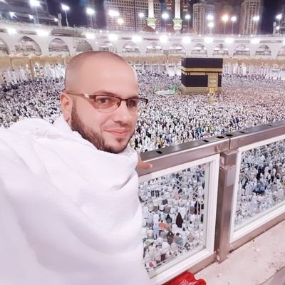 hmal3891's profile picture. ‏‏يبقى قلبُ المرء غضاً مادام بين أهله،
 فإذا تغرّب عنهم شاختْ روحه فجأة !
ْ