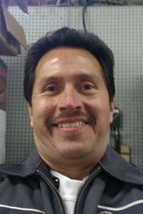 Rick_V10's profile picture. Dad. Old man. Husband. Old school conservative. Catholic.  ✝️  Follower of Christ.