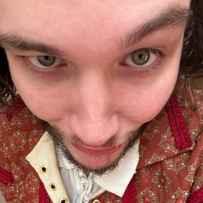 he/they UTA ‘24
I'm just trying to be a theatre goblin