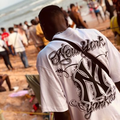 axelkojo_bryme's profile picture. be yaself and nothing else🤲🏽 @fcbarcelona❤️💙