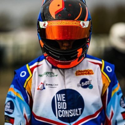 Sponsored Kart racing driver / sim racer Checo super fan - brand ambassador - motorsport reporter - Typhoon Racing