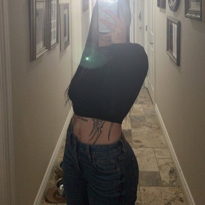 jessicaisdead_'s profile picture. 🕸💀 | professional yapper | 27