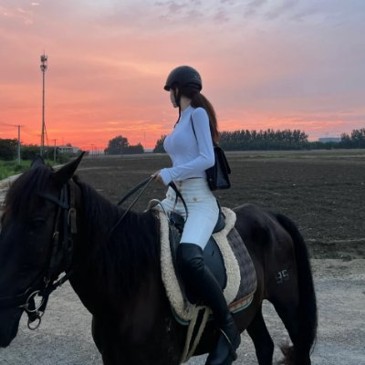 Life not only includes firewood, rice, oil and salt, but also poetry and distance. Feeling the breath of nature and the joy on horseback is also a pleasure!