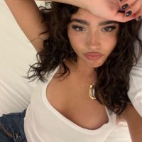 andrea ᥫ᭡ (@warnersluvrr) 's Twitter Profile