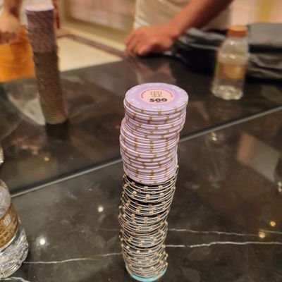 buscoin2024's profile picture. coinking165