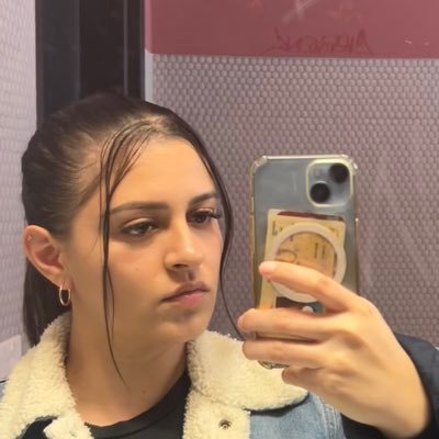 JasminMedi30027's profile picture. MSW Student•CSUDH 2026•Community Mental Health 🧠