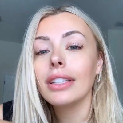 Janecampbe73899's profile picture. 