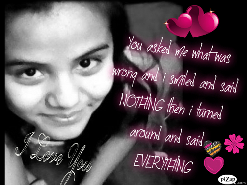 In Relationship 
Dont mess with ma boyfriend if u dont wanna get ur ass wooped :))