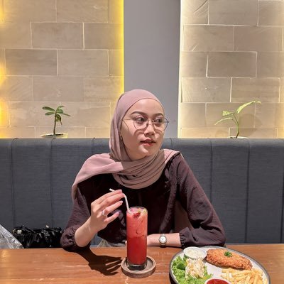 Instagram: @carenina_savegadslv. tiktok: https://t.co/68B2IW5Oev