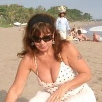 Marisa_Cavalli's profile picture. siddha trascendental meditation. Ho scritto un libro: Il tuo grande amore deve ancora nascere. Costumista e stylist.