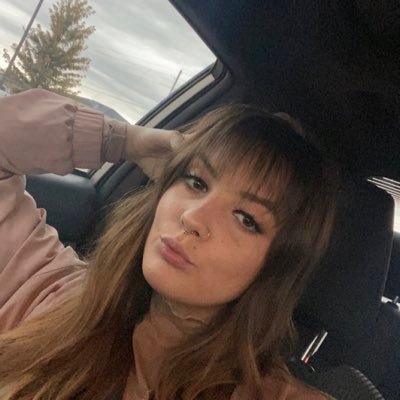 Ella_0175's profile picture. Make Peace With All