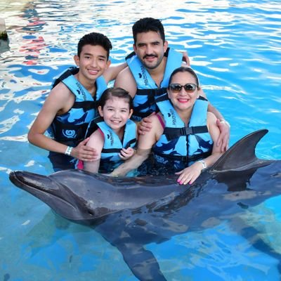 Vivo agradecido con Dios por la 2da. Oportunidad de Vida, Disfruto la Vida al lado de Mi Susy Bella, Ian Renato y Valentina...