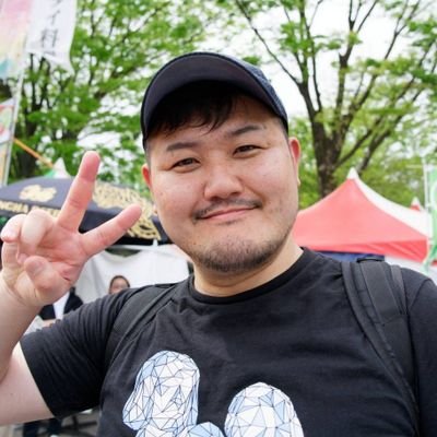 スーパーヘヴィは伊達じゃない!!
歌って踊る120kg
初老最前線、team ﾊﾞｷｭｰﾑのリーダーあごまことです。
たぶんPerfumeとスワローズと美味しい食べ物が好きな人。
さぁ、あなたも一緒にすわほー( ^ω^)个
ナチュラル・ボーン・クソ

天安門事件
ぷろふみては即通報