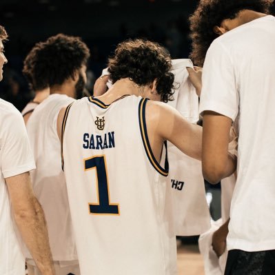 saran_derin's profile picture. UCI MBB