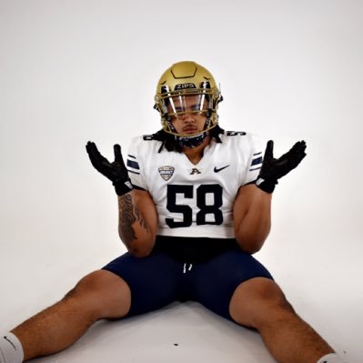 OL @ZipsFB | Business Inquires | (afox10710@gmail.com) 724-510-8948 JUCO ALL AMERICAN 🎖️#jucoproduct