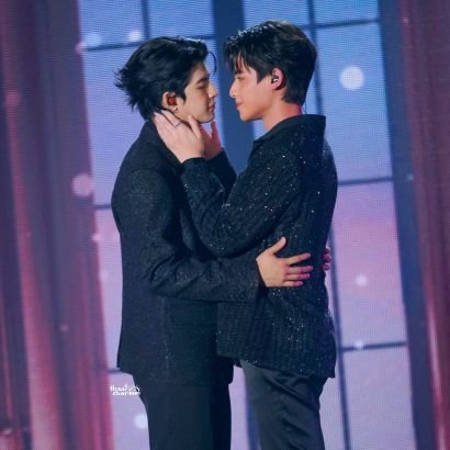 L_Dolan99's profile picture. Be who you want to be and not who you are told to be.