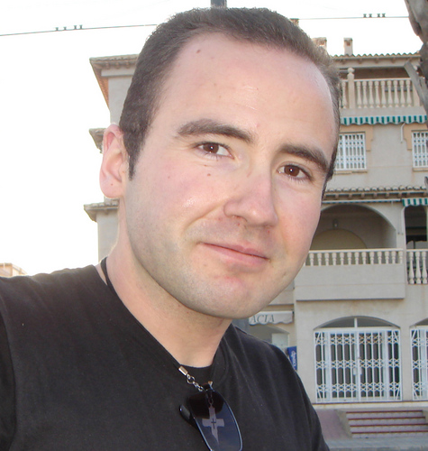 jpsvenom's profile picture. Si la vida es injusta contigo, tú no seas injusto con la vida.