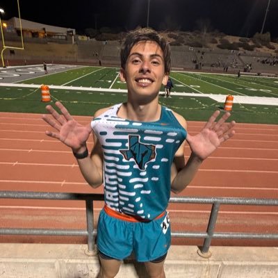 ErickG915's profile picture. Erick Cross country runner🏃 God first 🙏 Class of 2026📚🎓