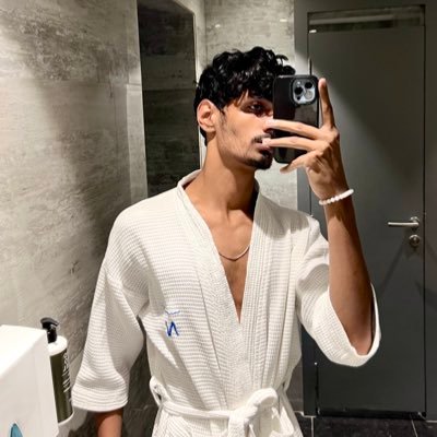 pyth0n_'s profile picture.