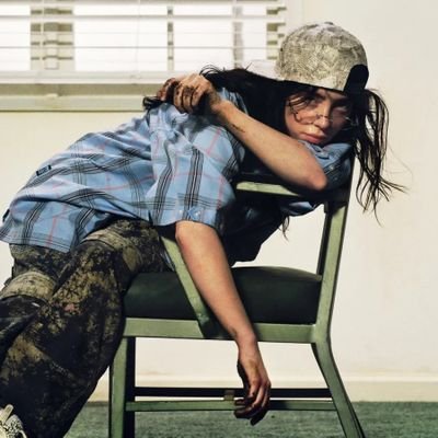 nidnidsinclair's profile picture. heather???