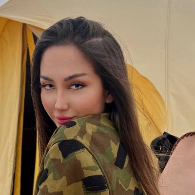 Ella9Flor_16's profile picture. Your most unhappy customers are your greatest source of learning.