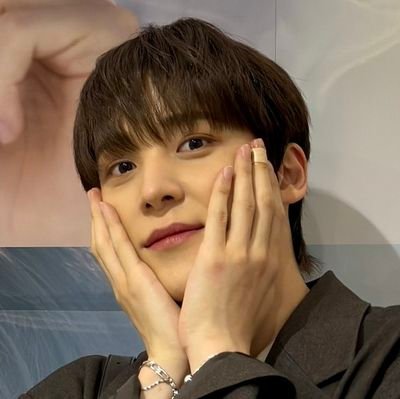 Baby you're my special one | she/her ♡ YUNGI ♡ 8 MAKES 1 TEAM ♡