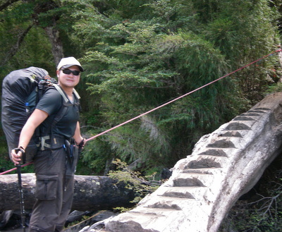 ネパールにてゲストハウスを運営。 FB も有ります。everesttrek2010@yahoo.co.jp