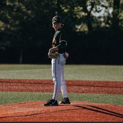 Kentuckiana Blue Sox | St. Xavier High School C/O 2025 | RHP | 6’0, 175 | 3.7GPA | @SpaldingUBSB Commit