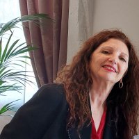 Mary 🇫🇷🇪🇺🇺🇦 (@fillededroite) 's Twitter Profile