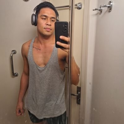 🧍‍♂️5'10 🦶11 👱🏼‍♂️Moreno  ⚓Marino 🌍Bohol