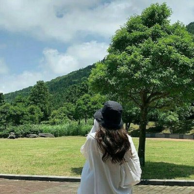 elsie2319's profile picture. 