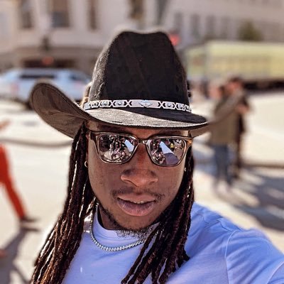 WEALTH BUILDER 💰Tech Boss 📚 UCLA Alum/UCLA football Alum 🏈