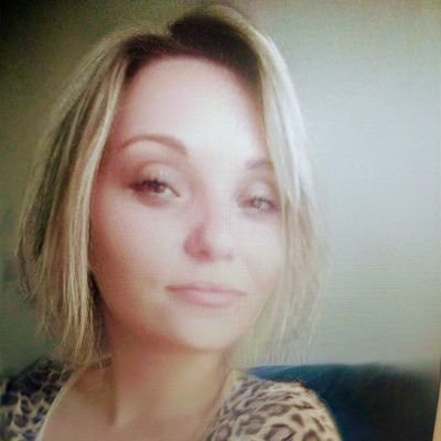 Ácida, inteligente, bem-humorada, crítica, e muito modesta, é claro. Cola aqui pra fazermos juntos uma divertida viagem pelo universo feminino.