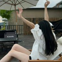 Lucy (@lucia32154) 's Twitter Profile