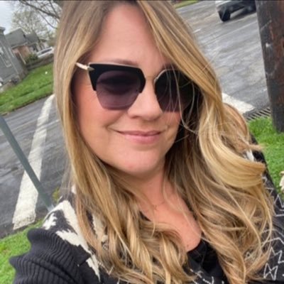 JennyJen33441's profile picture. 