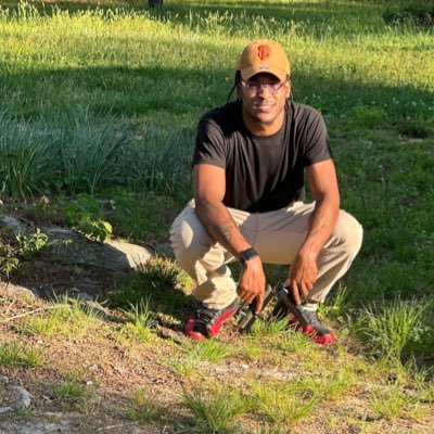 Tending to my garden trying to grow myself ⚛️☮️ Kash & jolyssa