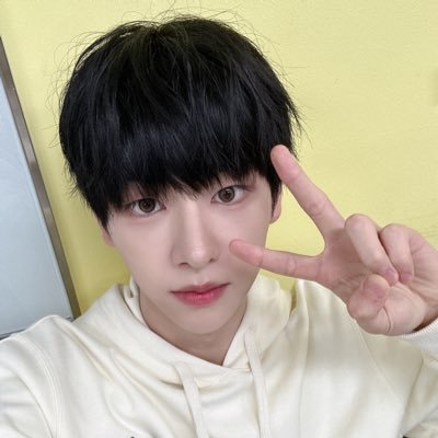 dongyunluv Profile Picture