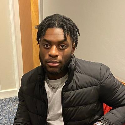 ouz_andre's profile picture. ig: andre_louvre | blessed 🤠