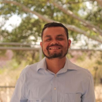 MemoQuiqueOH's profile picture. Simpatizante del mundo de los sueños, con los pies en la tierra.