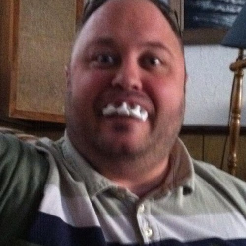 grooveyarn76's profile picture. 