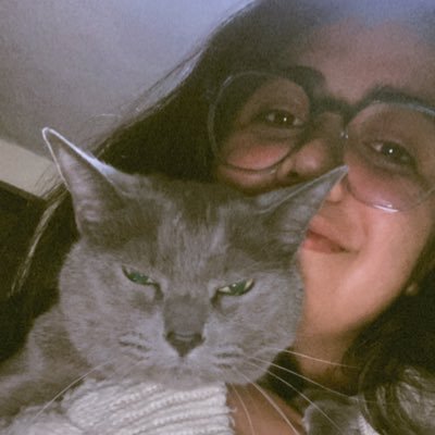 conejogatolunar's profile picture. aquí nada más