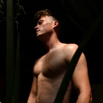 latopxxx's profile picture. X-Rated 18+ || Los Angeles Based || I Mostly Top, I’ll have to change my handle if that changes 😝 || DM to Collab || Partner in Crime @jxcollab