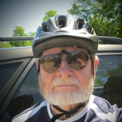 Sports Junkie #BlueJays #TOTHECORE  ⚾ #Bills #BillsMafia 🏈 Mountain Biker 🚴 Retired Taking One Day at a Time 📷