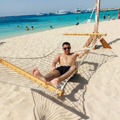 EsamSelim25 Profile Picture
