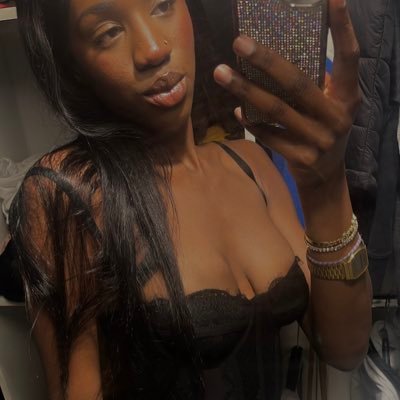 _faaa2's profile picture. jolie garce.