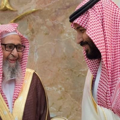 قال تعالى ( وَأَنَّ هَٰذَا صِرَاطِي مُسْتَقِيمًا فَاتَّبِعُوهُ ۖ وَلَا تَتَّبِعُوا السُّبُلَ فَتَفَرَّقَ بِكُمْ عَن سَبِيلِهِ ۚ)