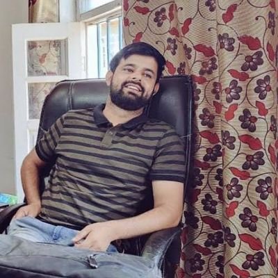 |Civil Servant,R.O Topper JK| Gold Medalist , Hudds Uni. 🇬🇧. Bird Watcher, drone mover,tweets personal.|Tehsildar Lolab | #exploreLolab