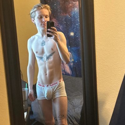 normandytwink's profile picture. Kylian, 23 🏳️‍🌈