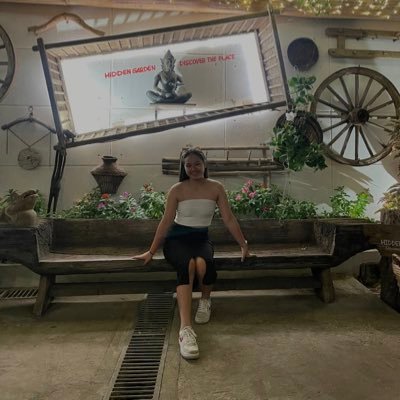 buenaenae's profile picture. the eyes, chico, they never lie.